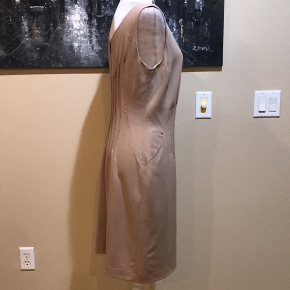 Magaschoni Beige Midi Dress w/Pockets Pleated Front/Back w/Exposed Zipper-No Tag - Picture 4 of 13